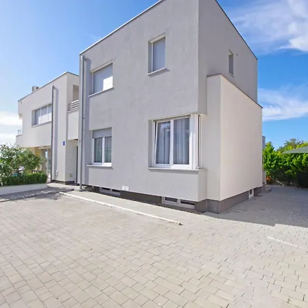 3 Laura By Interhome Apartment