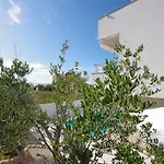 3 Laura By Interhome
