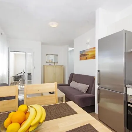Apartman 3 Laura By Interhome