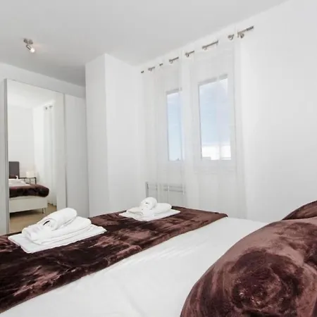 3 Laura By Interhome Daire Privlaka (Zadar)