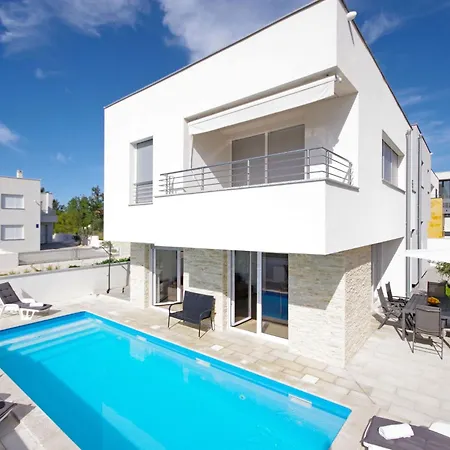 3 Laura By Interhome Daire Privlaka (Zadar)