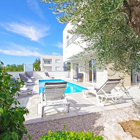 Daire 3 Laura By Interhome