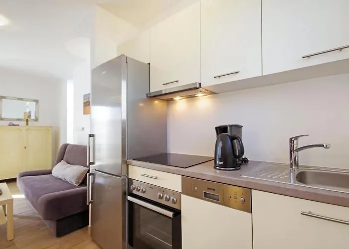 3 Laura By Interhome Privlaka (Zadar)